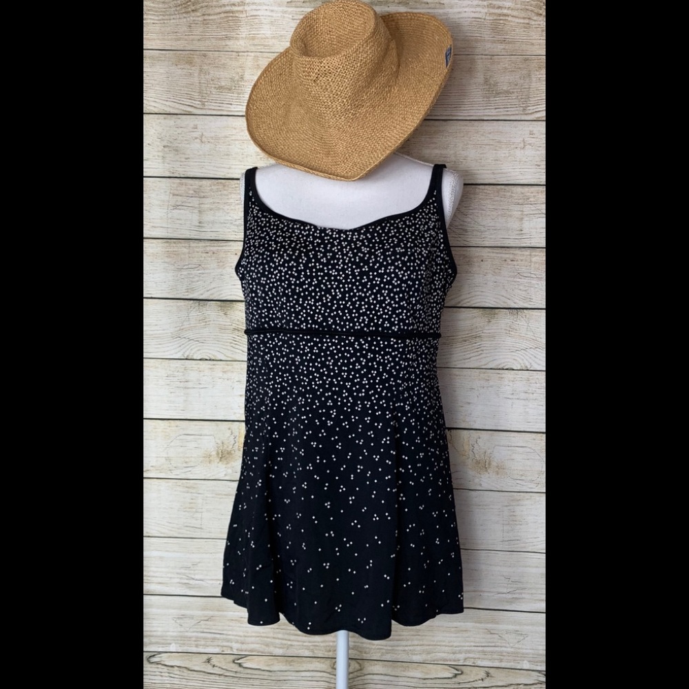 Women’s plus size swimsuit